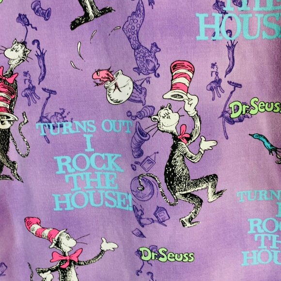 Dr Seuss Scrub Top Size M Cat In Hat Rock Mock Wrap Healthcare EVS Work Uniform - Picture 12 of 15